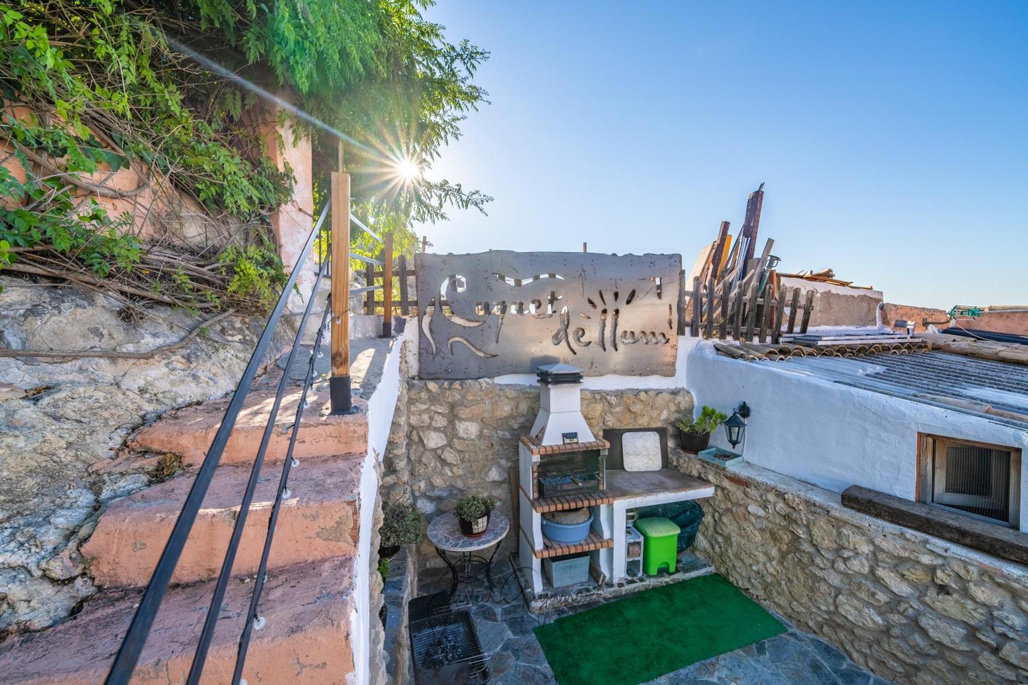 Casa de pueblo en Alicante. Cuquet de Llum. Onil Exterior foto